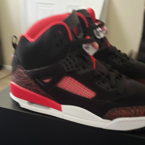 Jordan Spizike - Picture 4 of 10